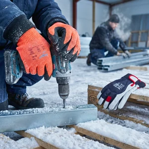 Ez a bélelt munkavédelmi kesztyű a megoldás a téli fagyokra